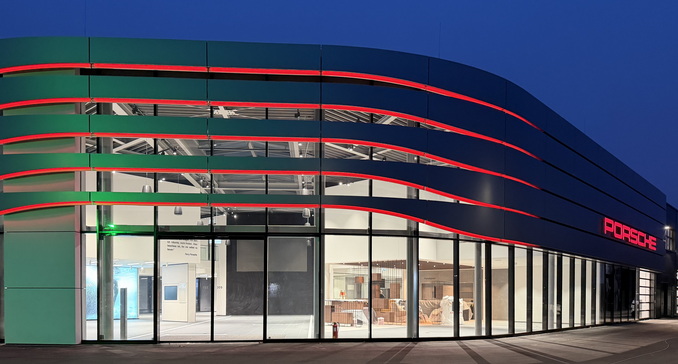 2 x Porsche für Glinicke